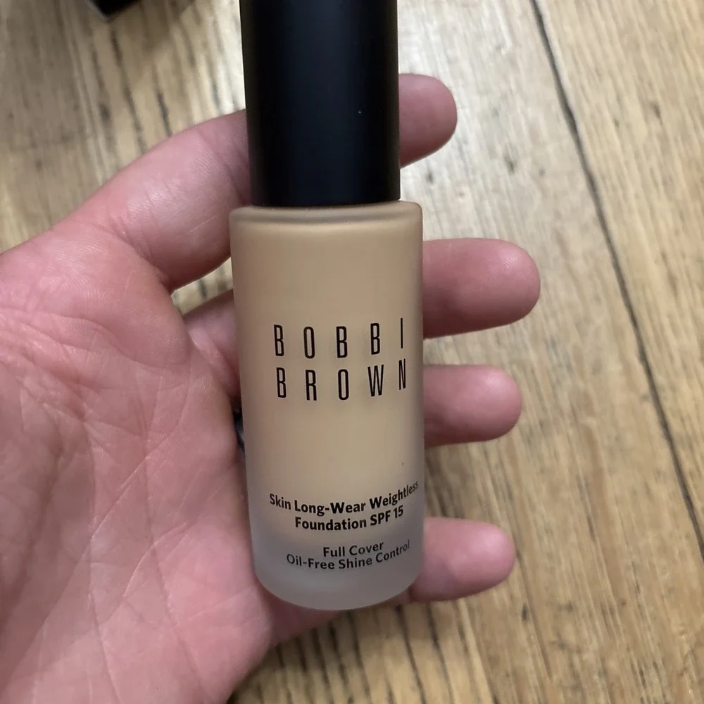 Bobbi Brown bobbi brown